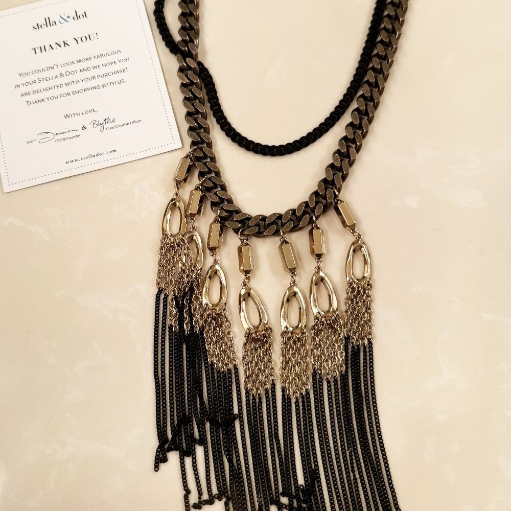 Stella & Dot Necklace